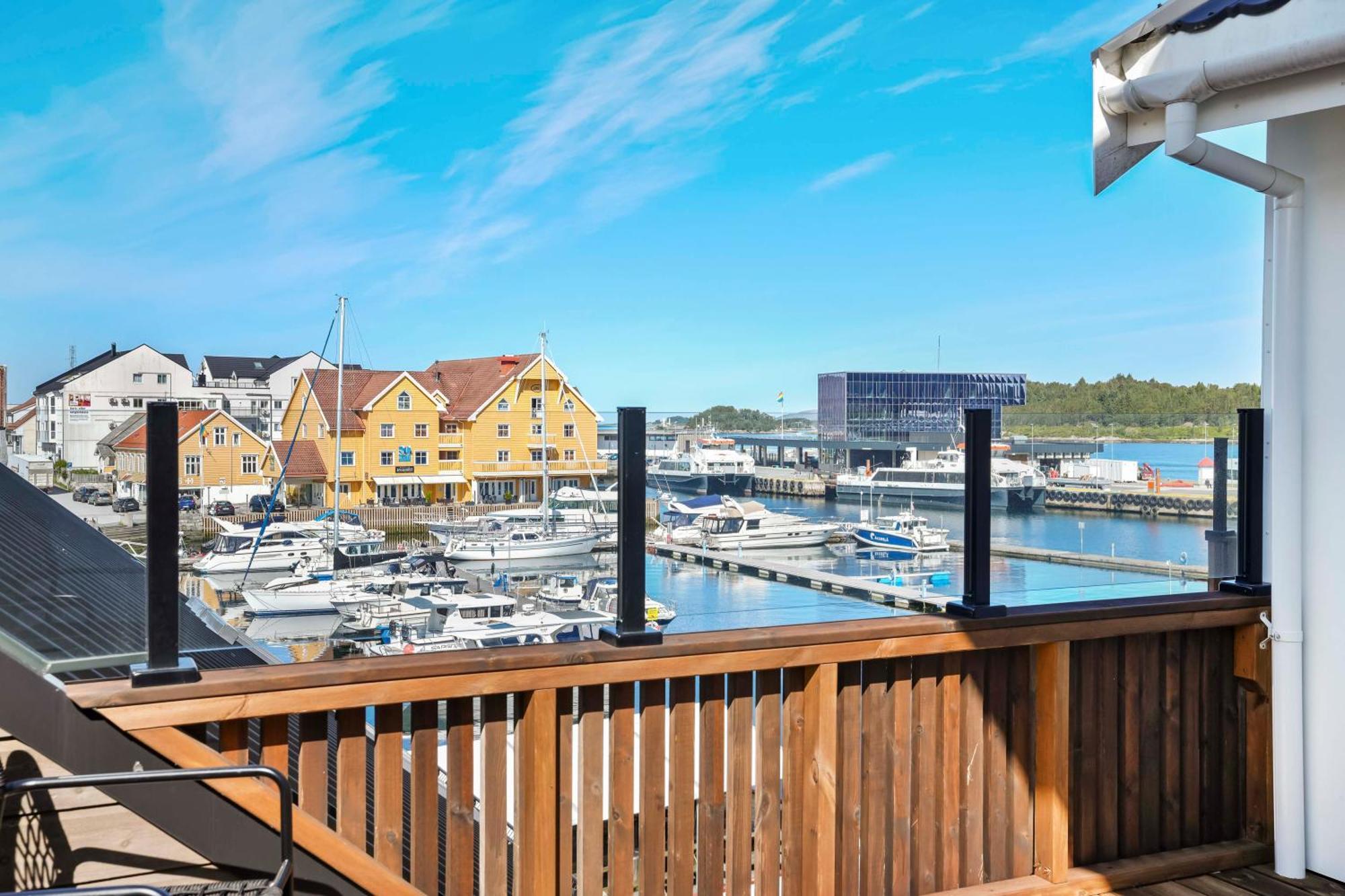 Floro Apartments Hotell Eksteriør billede