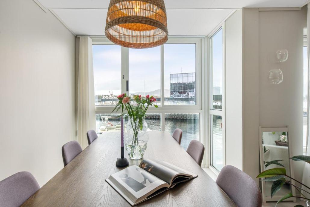 Floro Apartments Hotell Eksteriør billede